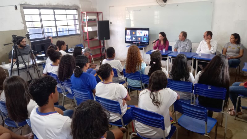 Cmara e Justia Federal levam cidadania para estudantes da zona rural de Cceres