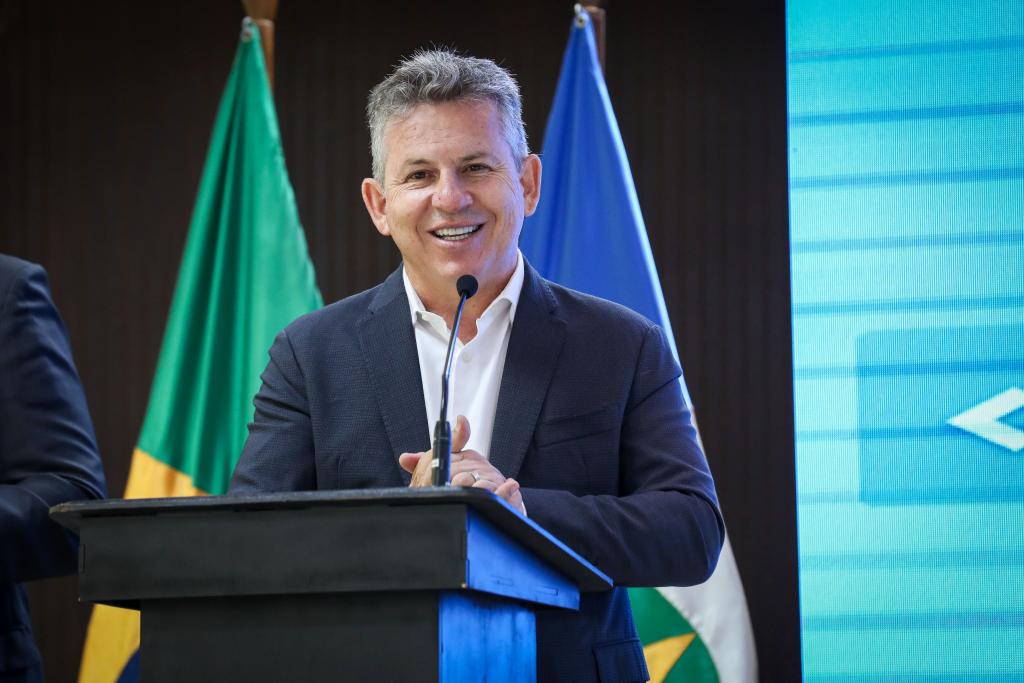 Mauro Mendes sanciona RGA de 7% para os servidores pblicos estaduais