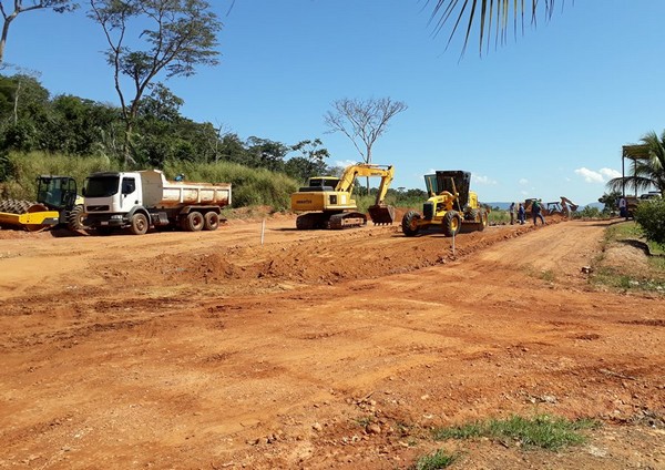 Prefeitura inicia obras nas  ruas do Morada da Serra