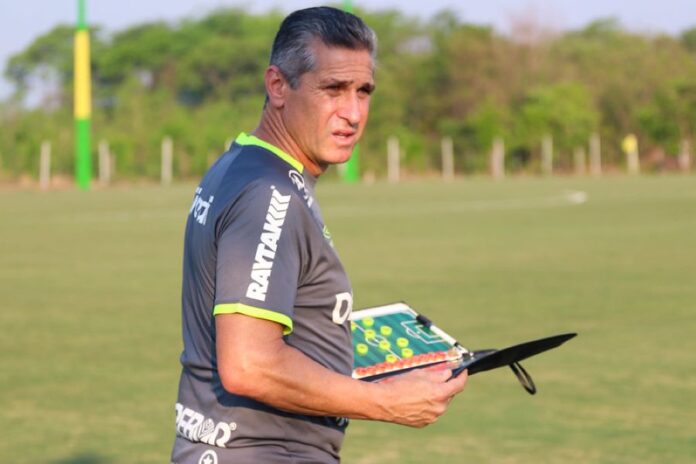 Cuiabá tem lista de desfalques para enfrentar o Corinthians fora de casa