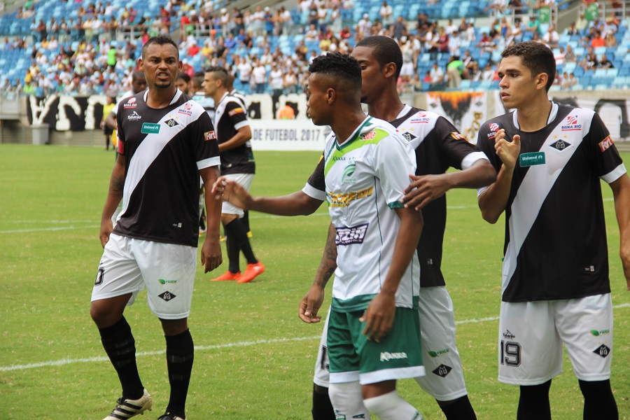 Tigre vence Lec de virada  no jogo de ida em Cuiab