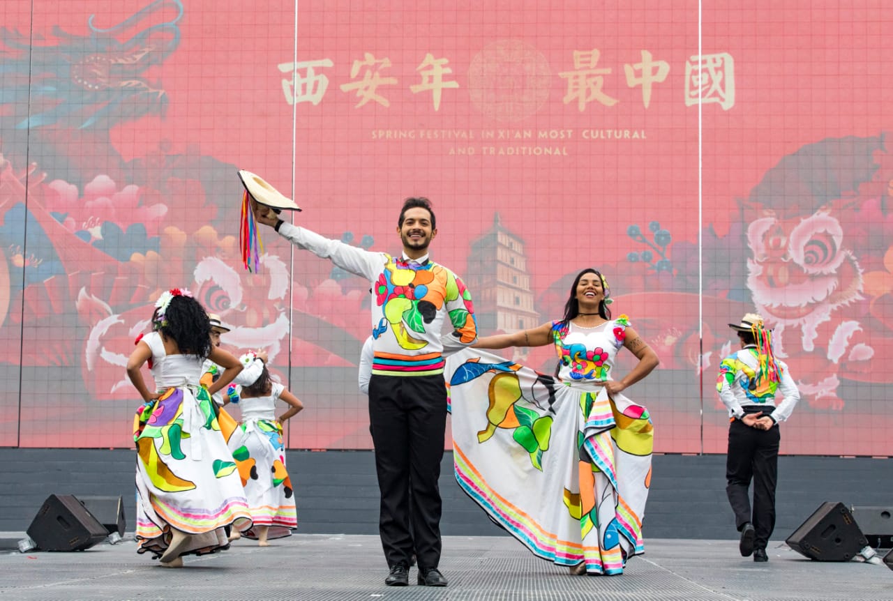 Grupo Flor Ribeirinha faz  balano da turn na China