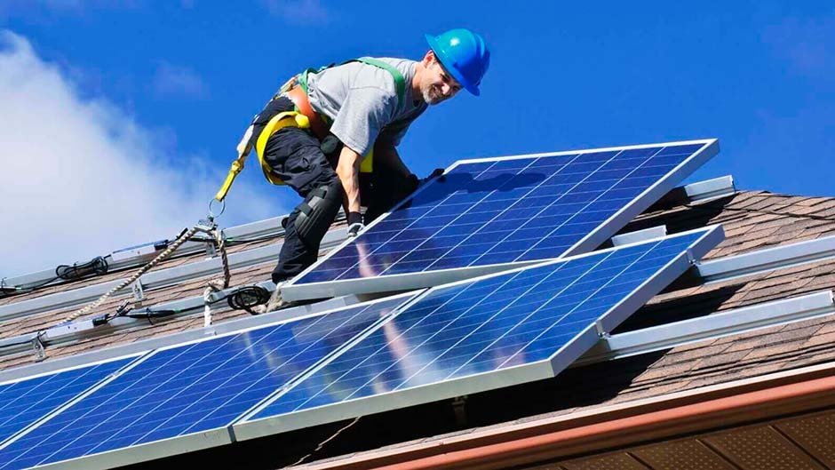 Assembleia Legislativa promulga lei que isenta energia solar at 2027