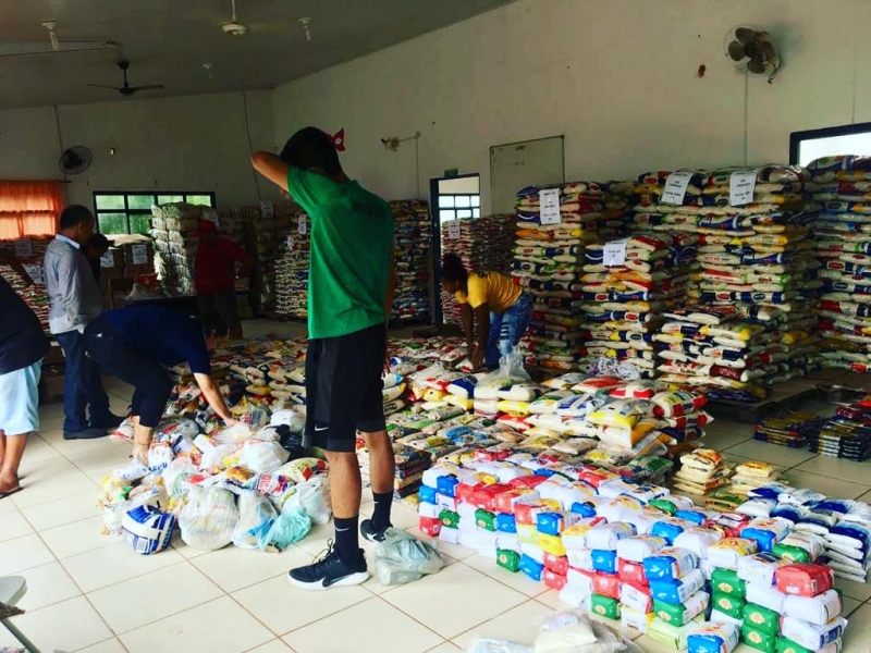 Parceria Prefeitura/Cometa  coleta 3 mil kg de alimentos