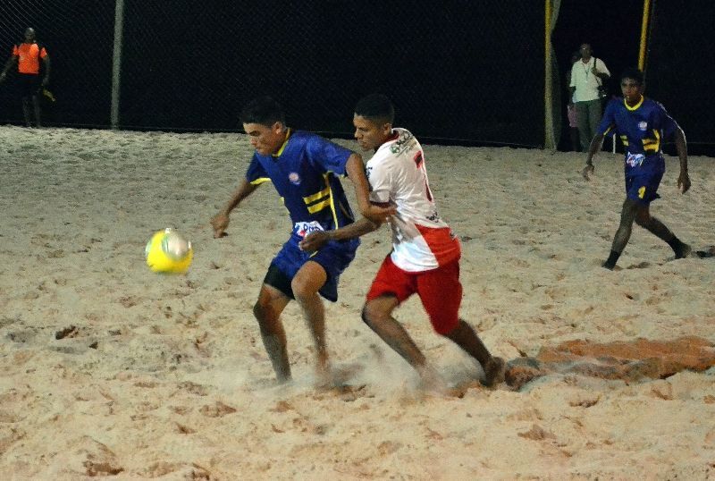 Campeonato de Futebol de Areia  de Cceres ter festival de prmios