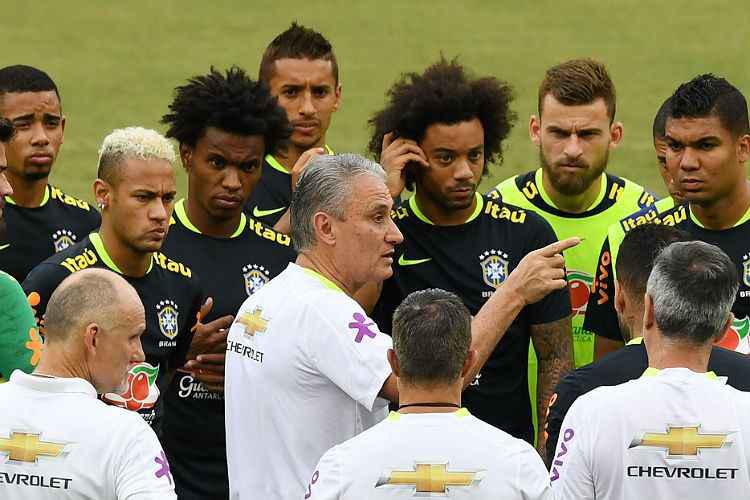 Tite escala seleo e confirma  Neymar Jr. contra Costa rica