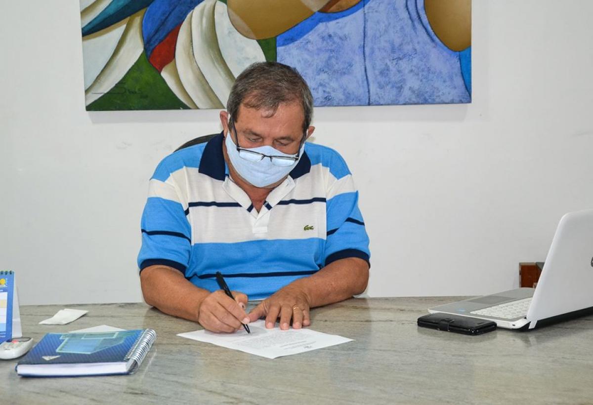 Em Cceres, novo decreto revoga teletrabalho    no mbito da administrao pblica municipal