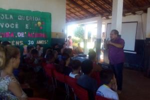 Escola Tancredo Neves programa  atividades na Semana da Criana