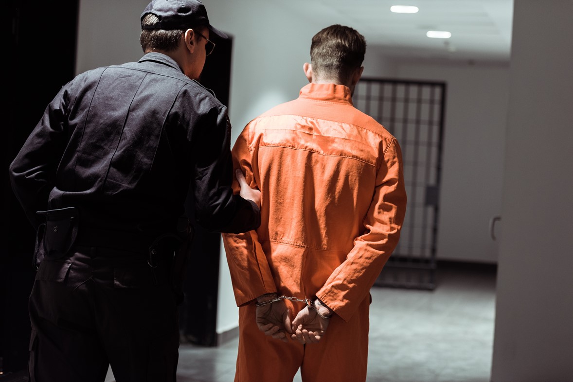 TJ condena agente penitencirio   que subtraiu objetos de presos