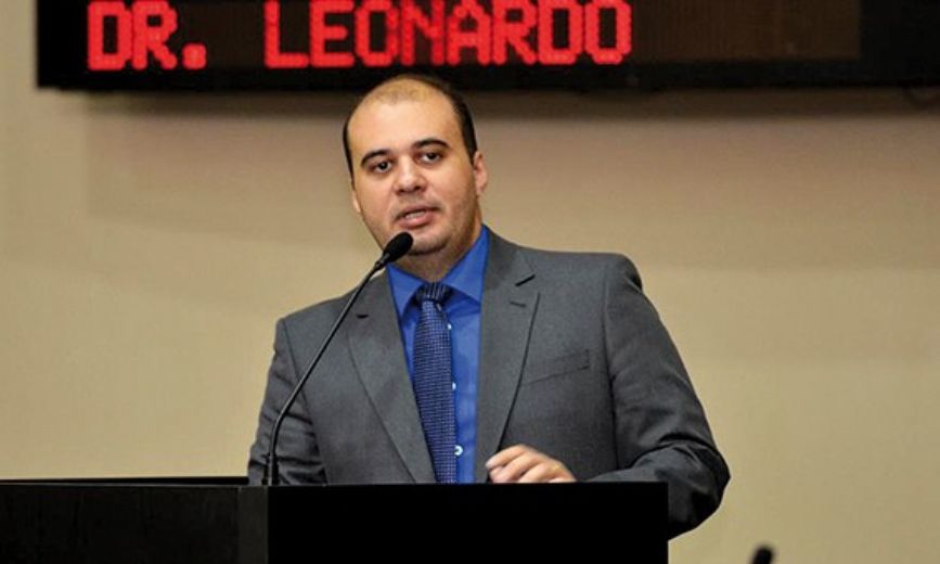 Dr. Leonardo anuncia recuo  de candidatura ao Senado