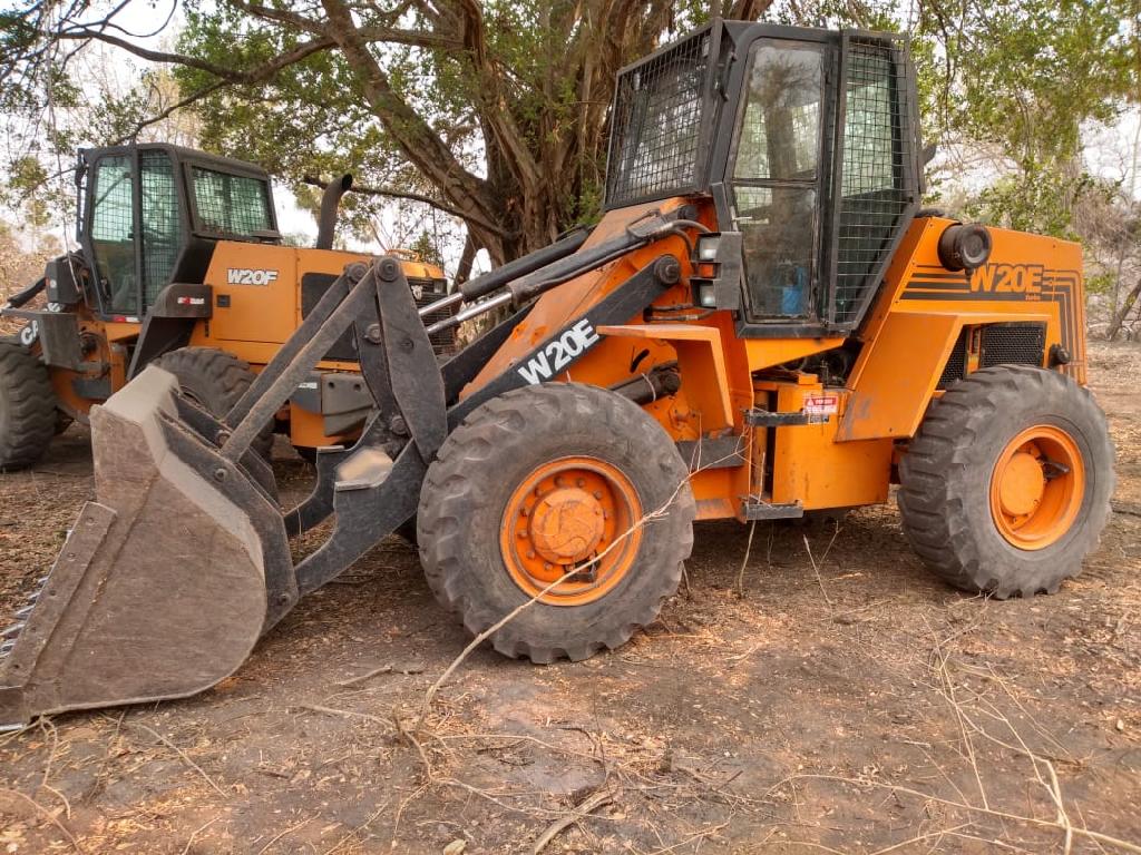 Voltar Cinco tratores usados para desmatamento no Pantanal so apreendidos
