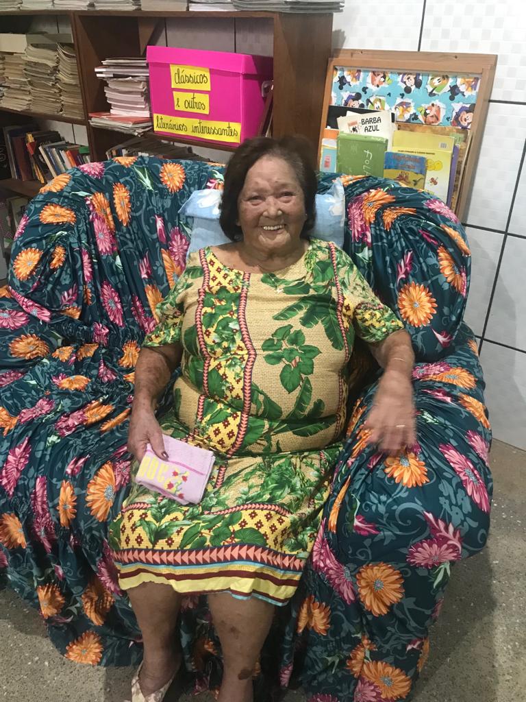 Professora Raquel Ramo  diz 'tenho 91 anos e vou exercer o direito do voto'