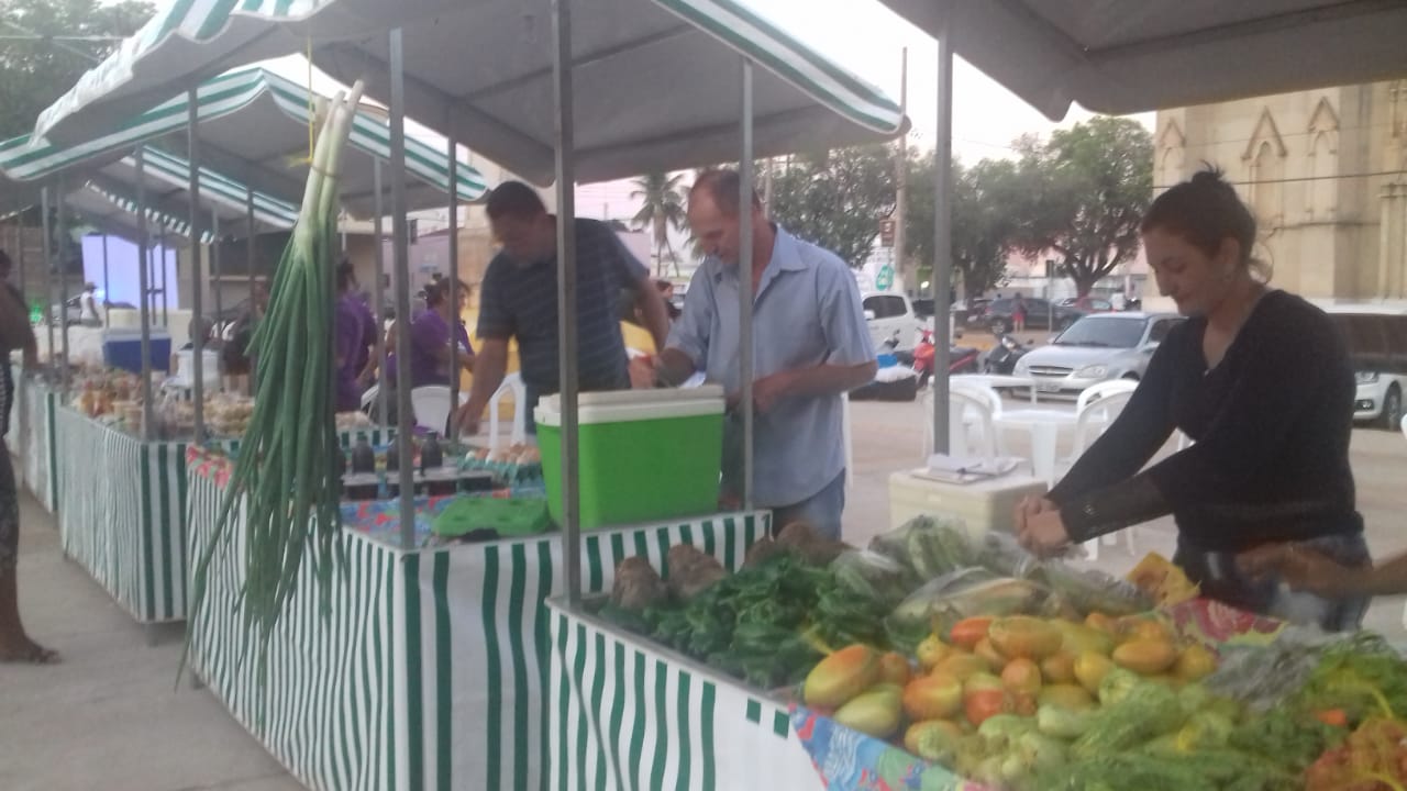 Sucesso na Praa Baro a 4 edio  da feira Agroecolgica em Cceres
