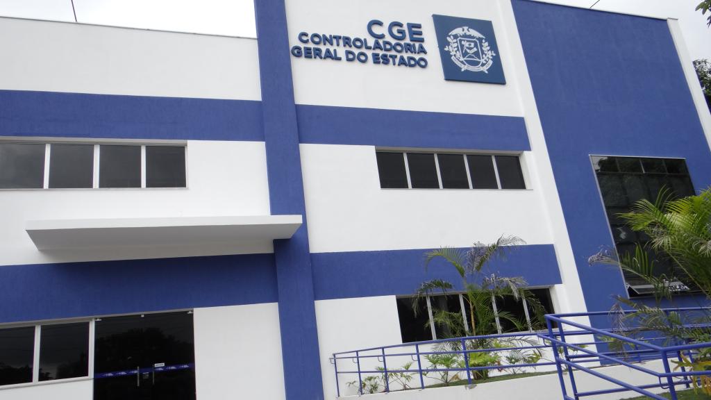 CGE processa 121 empresas por   inexecuo contratual e corrupo