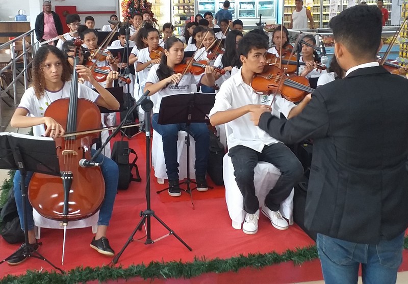 Orquestra Educarte apresenta  5 concerto de natal na Fapan