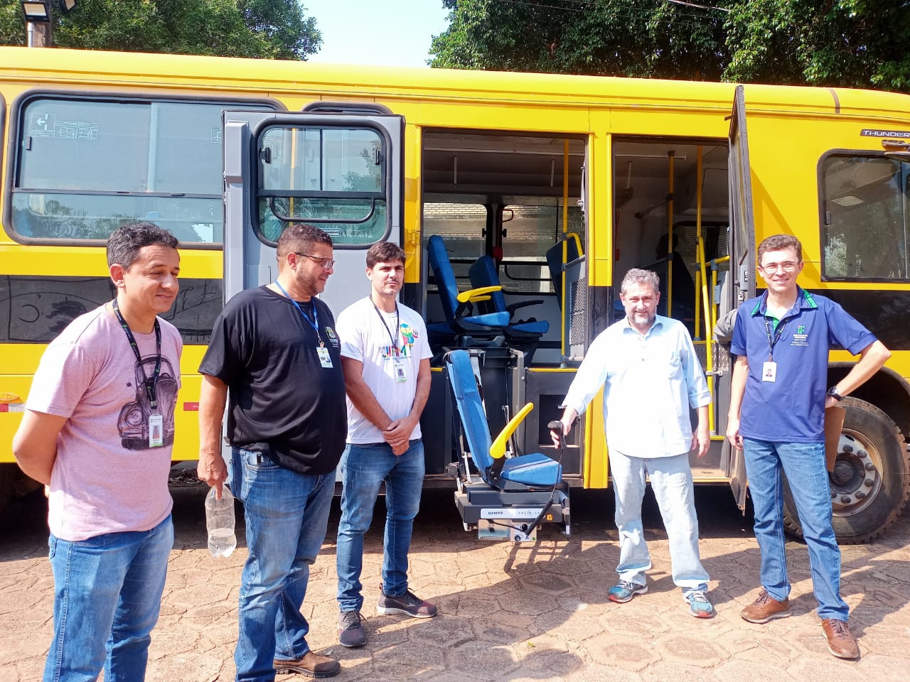 IFMT Cceres cede nibus escolar  prefeitura em convnio que assegura transporte escolar gratuito p