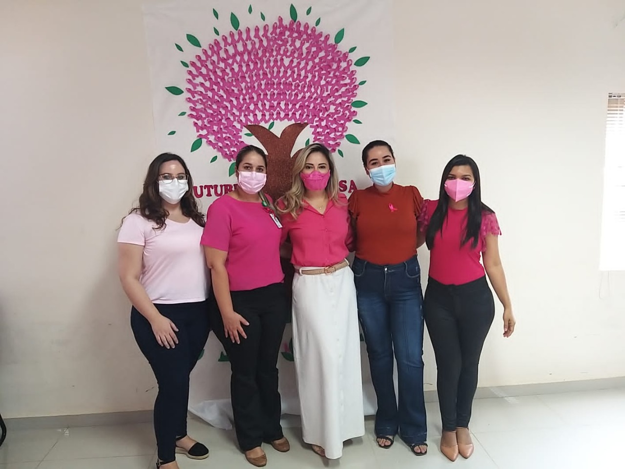 Hospital So Luiz promove ao em combate ao cncer de mama