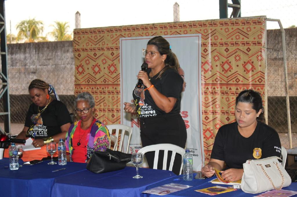 Polcia Civil fala sobre violncia domstica no 1 Encontro de Mulheres Negras em Vila Bela